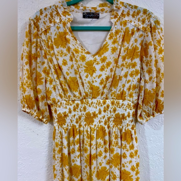 Floral Maxi-Dress - Picture 1 of 5